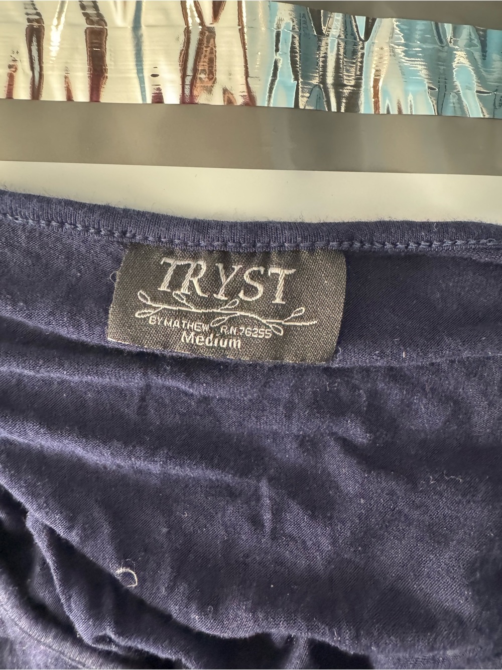Tryst Navy Blue Tie-Dye V-Neck Tee | Short Sleeve Asymmetrical Hem Top Size M - Picture 4 of 4